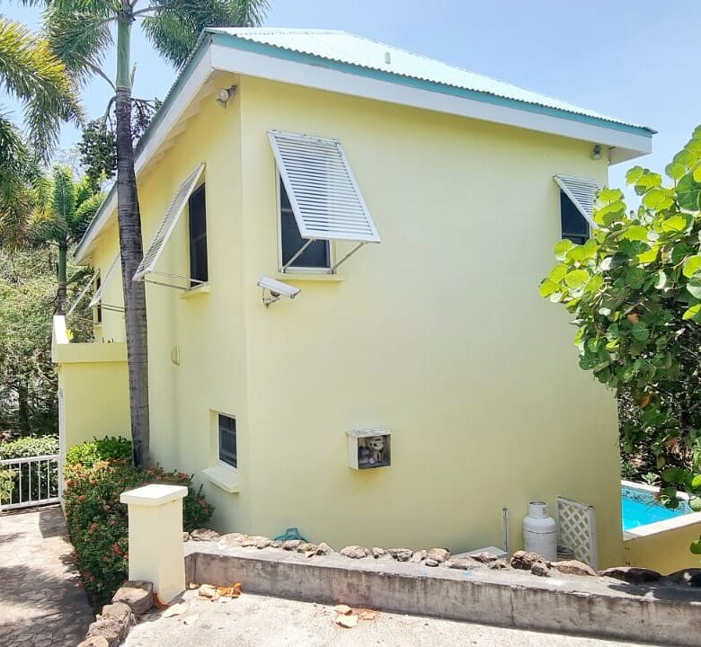 Calypso Bay 2 Bed 2 Bath Villa For Rent with a Plunge Pool
