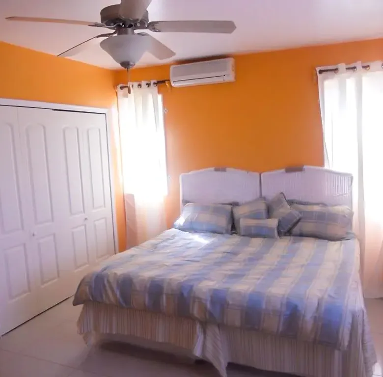 3 Bedroom 2 Bath Apartment in Halfmoon Bay