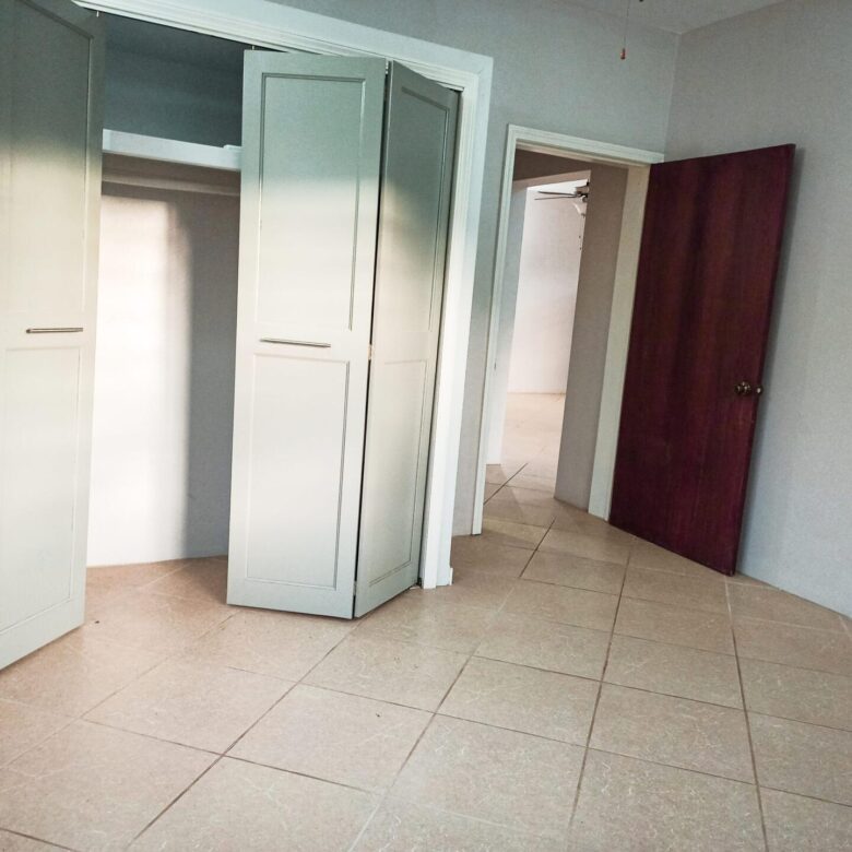 2 Bedroom 1 Bath in Shadwell Estate – Unfurnished