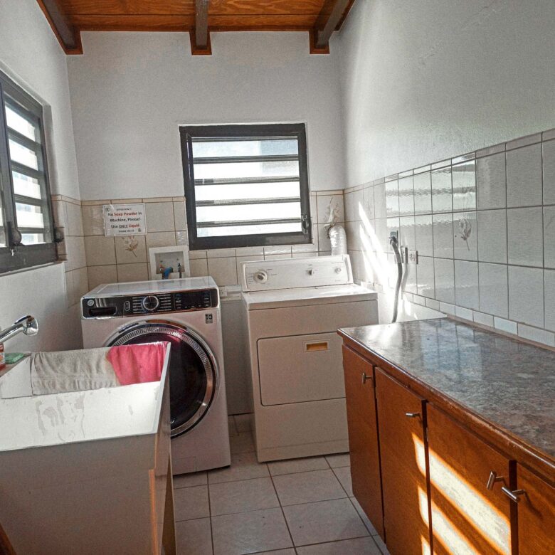3 Bedroom Apartment In Bird Rock, St. Kitts